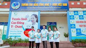 Trường Cao đẳng Công Nghệ Y- Dược Việt Nam